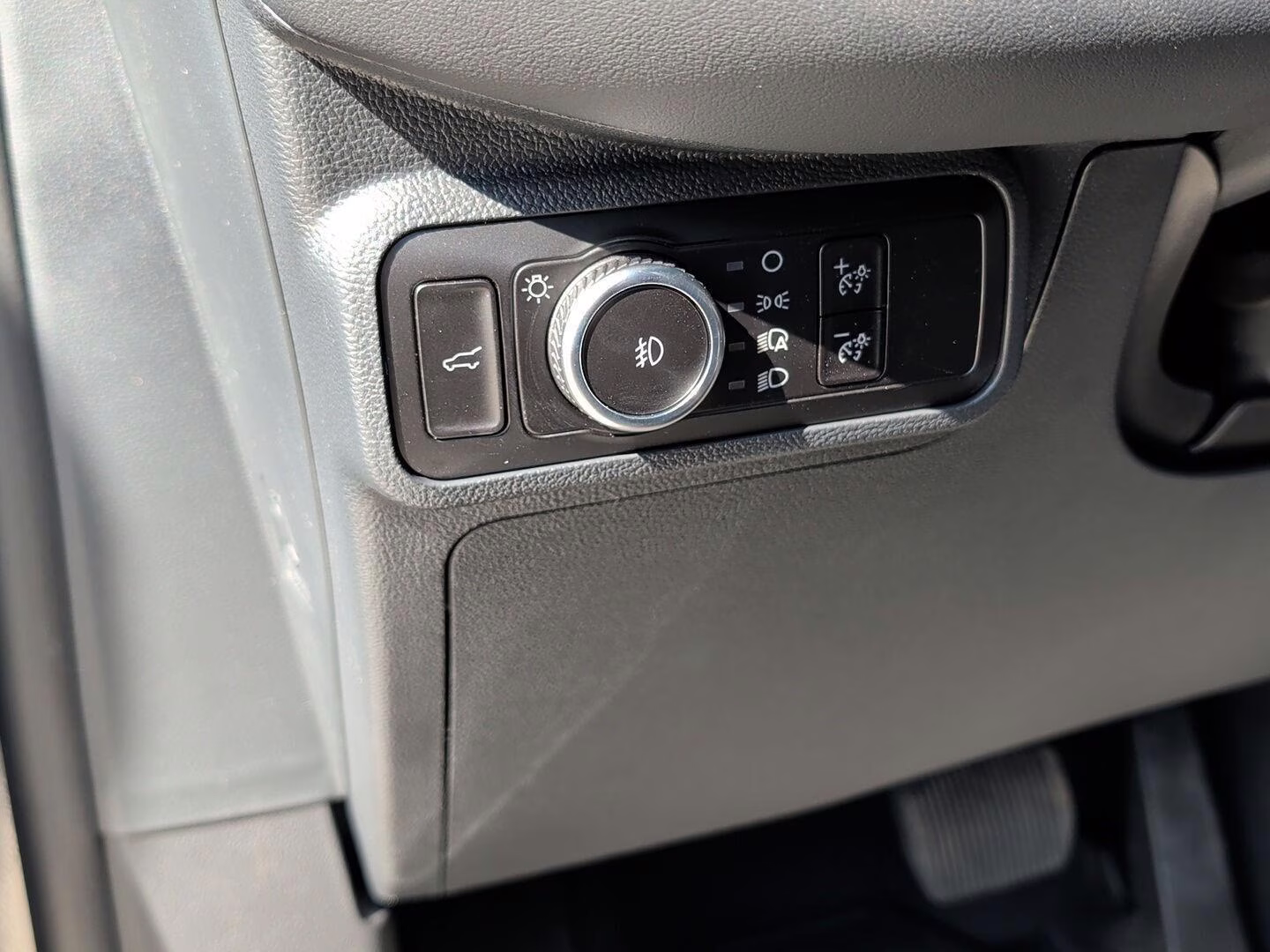 2026 Carbonized Gray Metallic Ford Explorer ST-Line 4X4 SUV