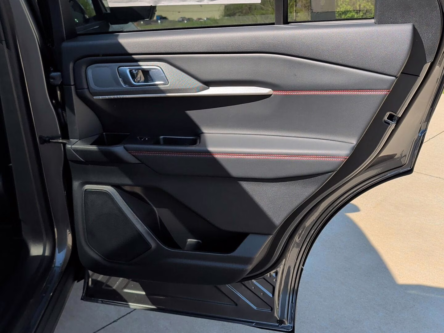 2026 Carbonized Gray Metallic Ford Explorer ST-Line 4X4 SUV