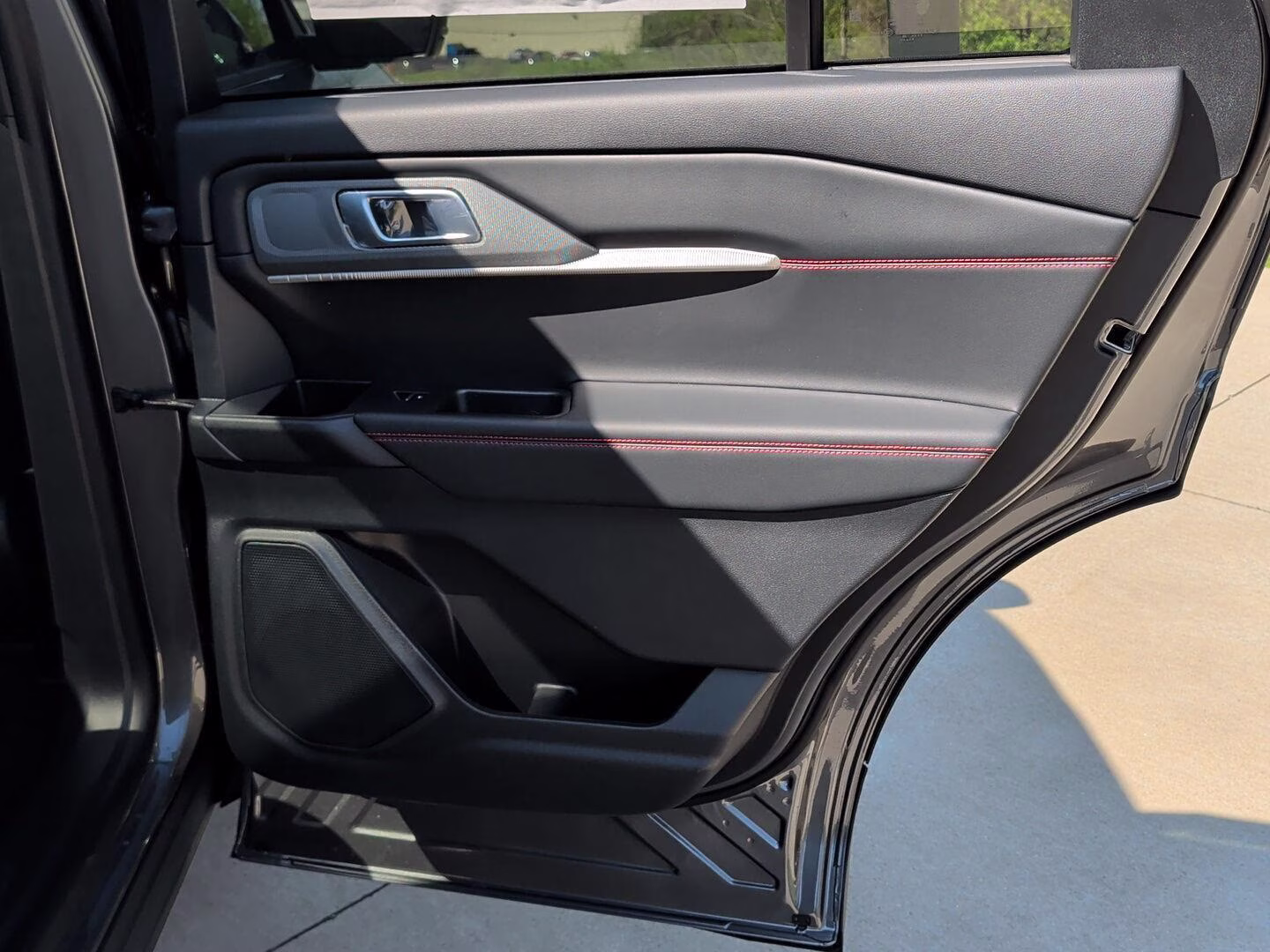 2026 Carbonized Gray Metallic Ford Explorer ST-Line 4X4 SUV