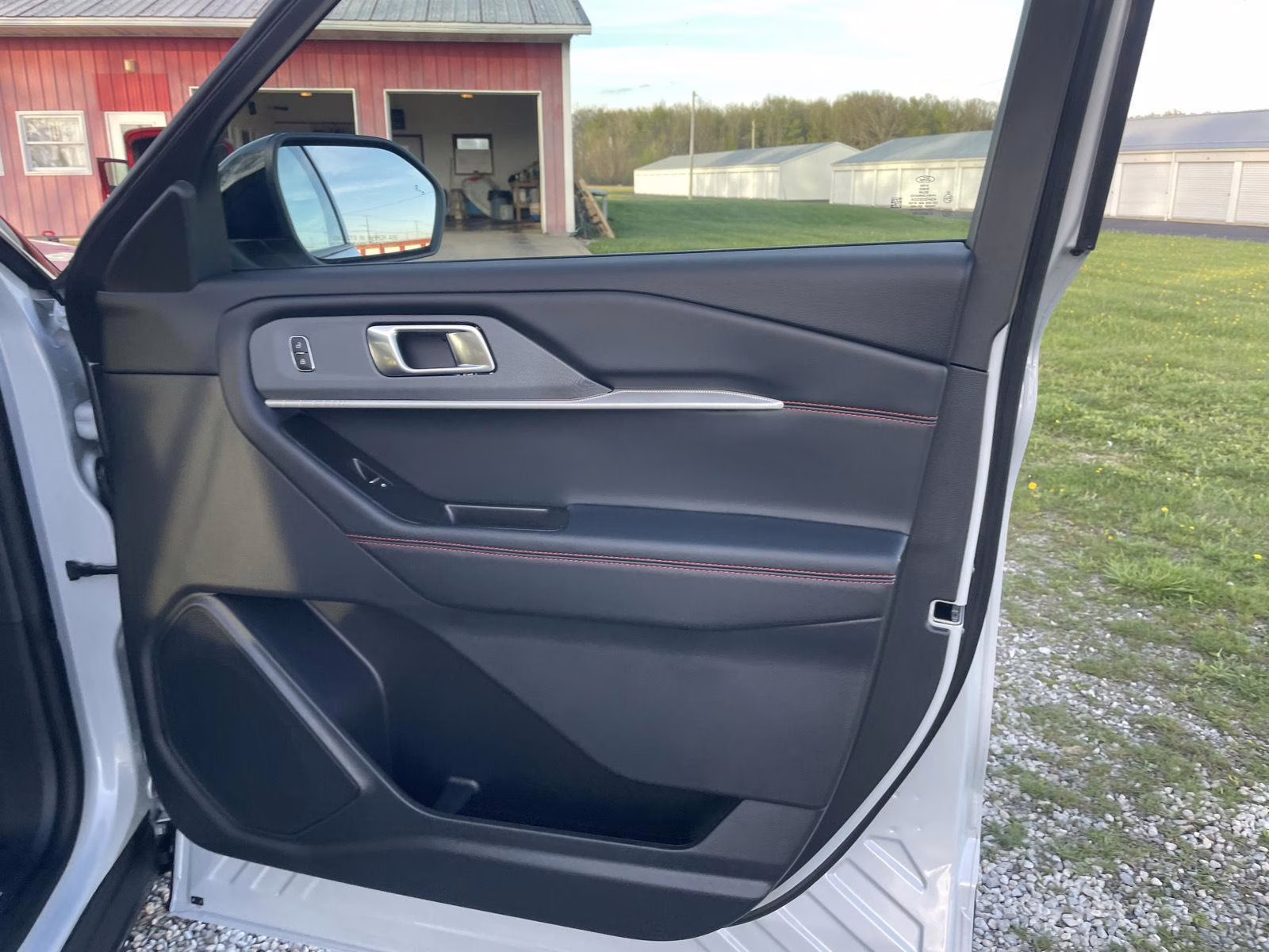 2026 Space White Metallic Ford Explorer ST-Line 4X4 SUV