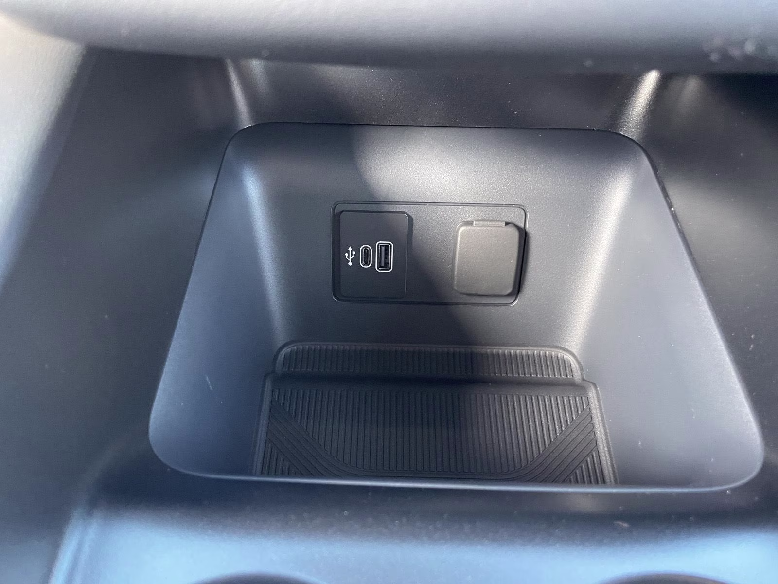 2026 Carbonized Gray Metallic Ford Explorer ST-Line 4X4 SUV