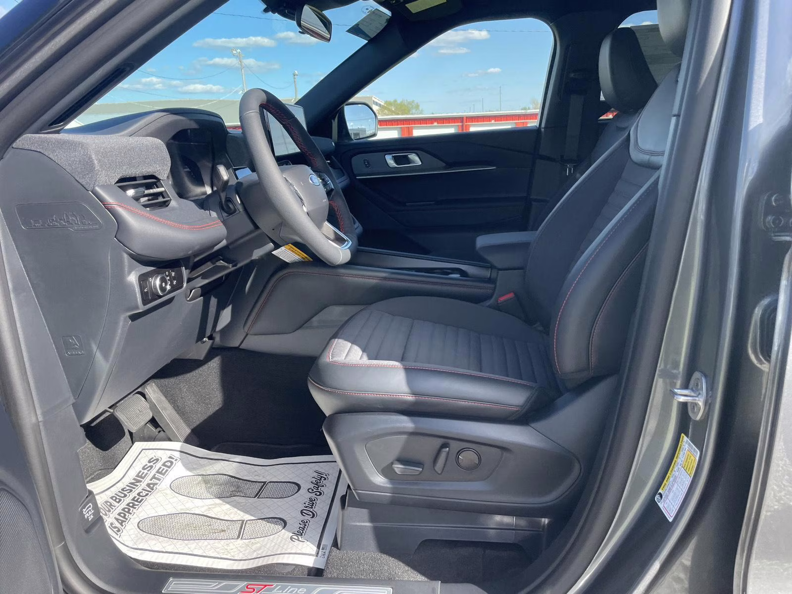 2026 Carbonized Gray Metallic Ford Explorer ST-Line 4X4 SUV