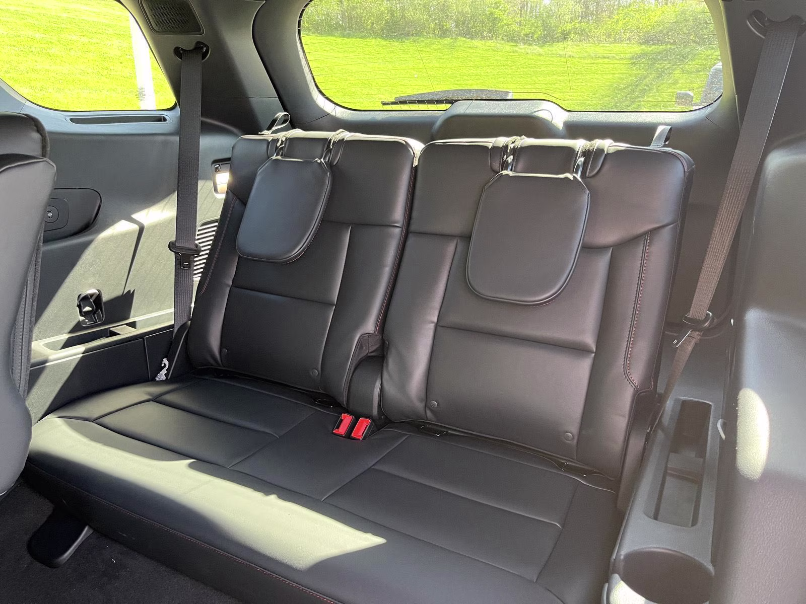 2026 Star White Metallic Tri-Coat Ford Explorer ST-Line 4X4 SUV