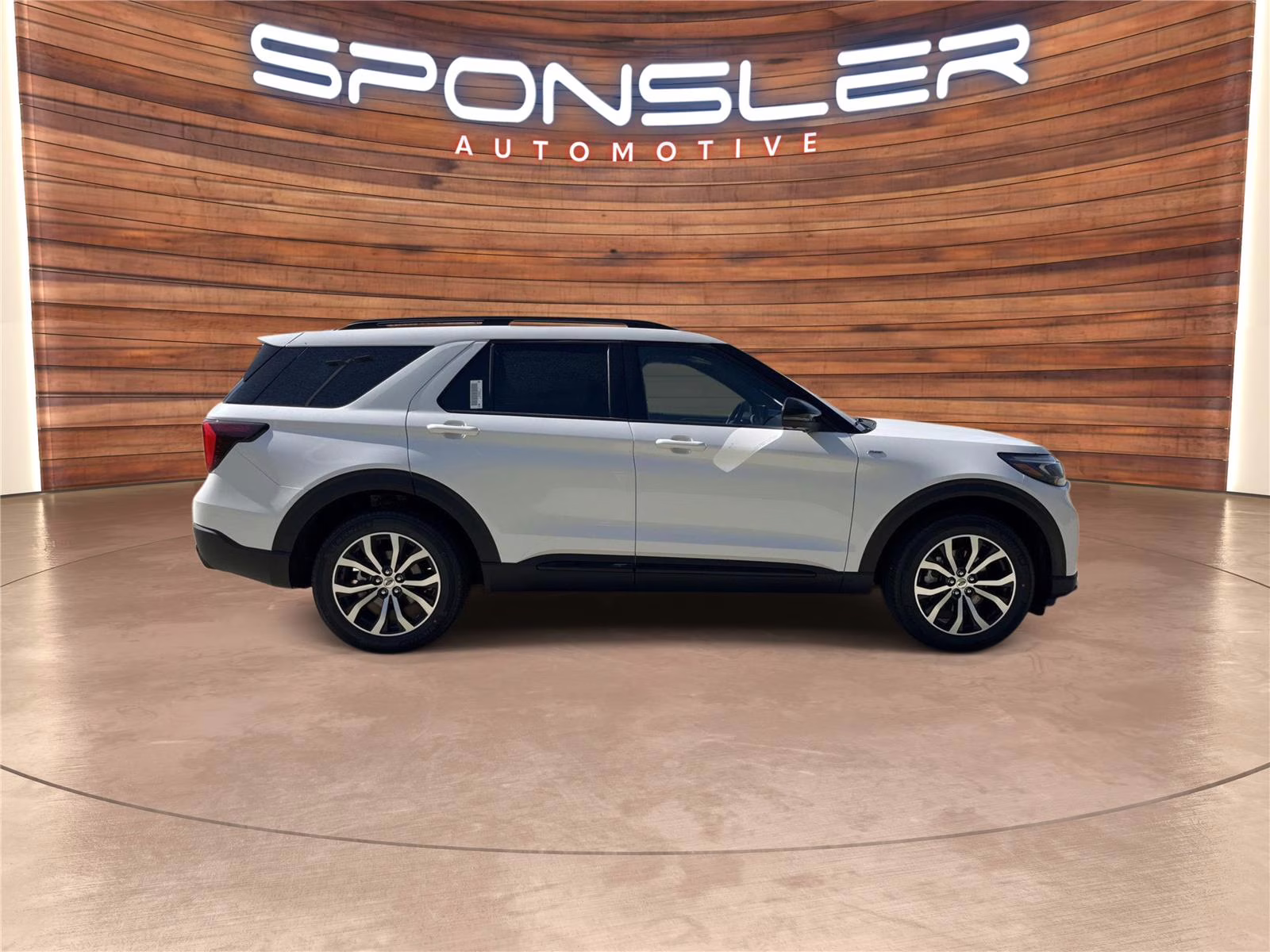 2026 Star White Metallic Tri-Coat Ford Explorer ST-Line 4X4 SUV