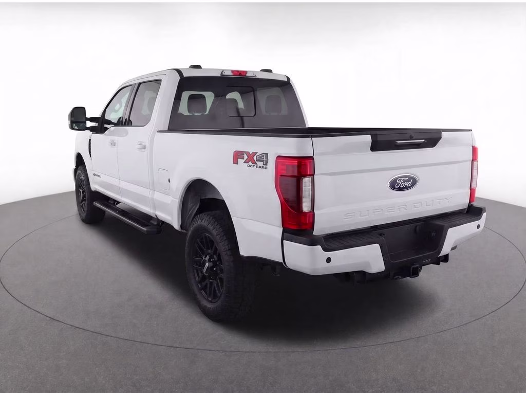 2021 White Metallic Ford Super Duty F-350 SRW Lariat 4X4 Truck