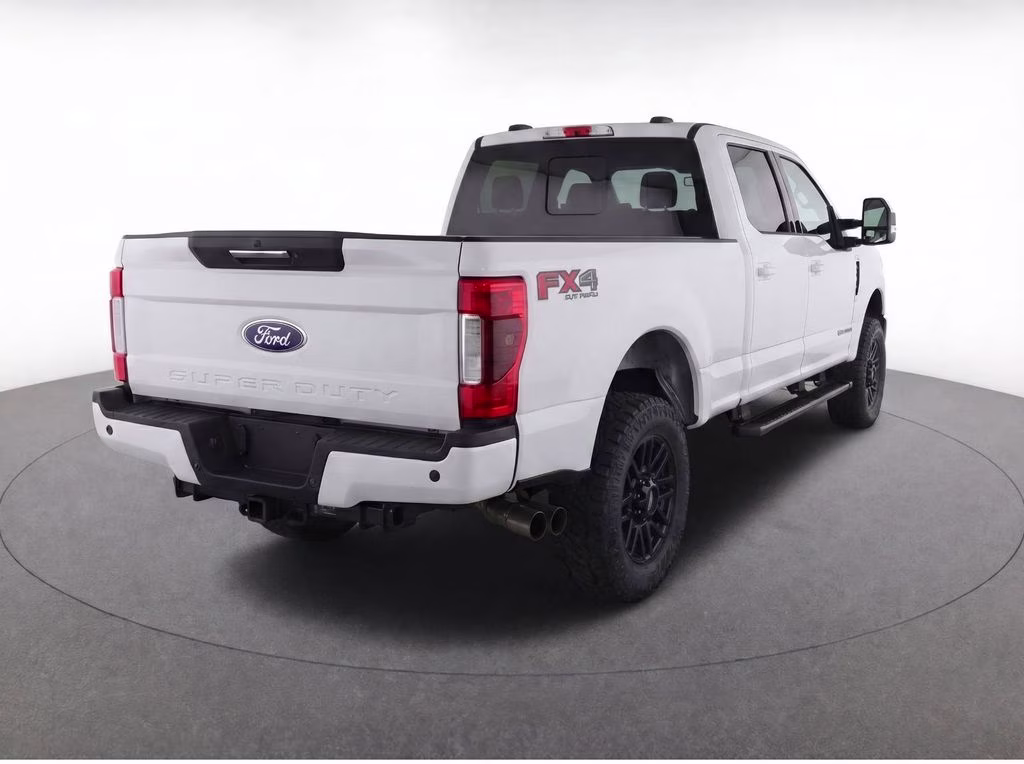 2021 White Metallic Ford Super Duty F-350 SRW Lariat 4X4 Truck