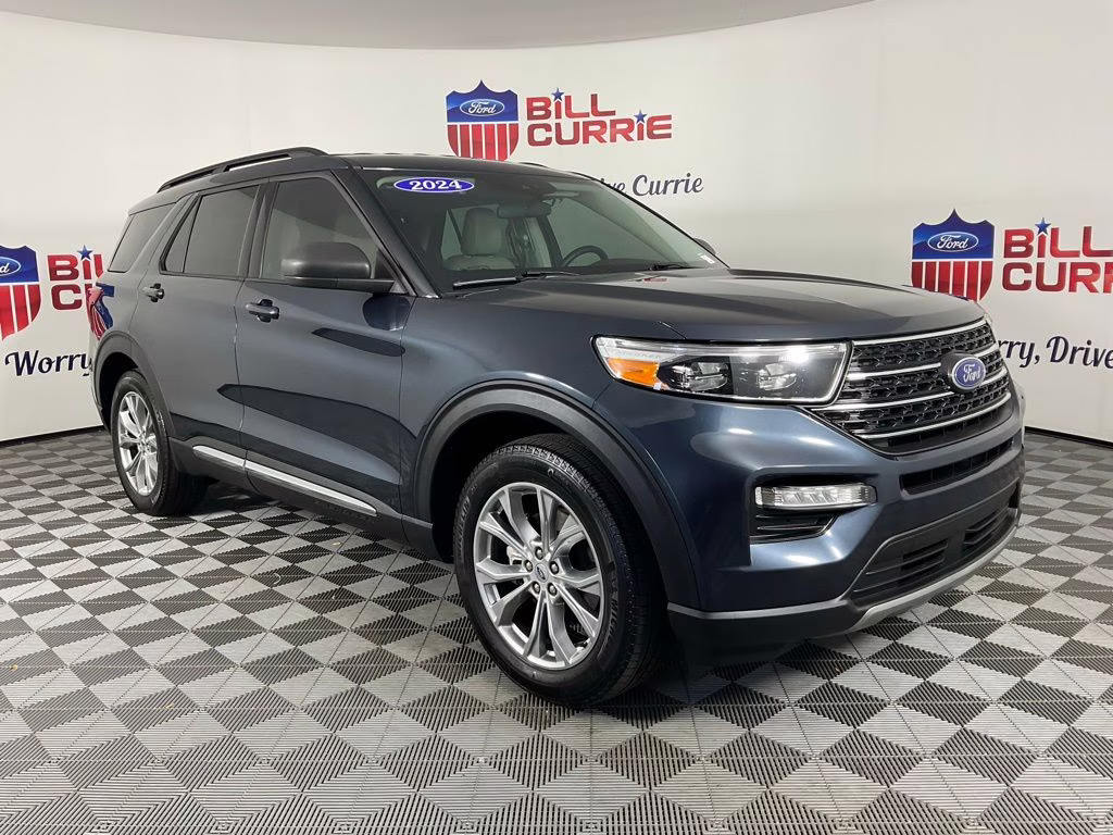 2024 Blue Metallic Ford Explorer XLT RWD SUV