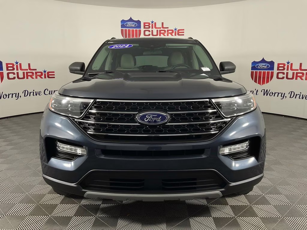2024 Blue Metallic Ford Explorer XLT RWD SUV