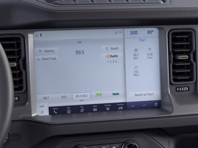 2026 Oxford White Ford Bronco Badlands 4X4 SUV