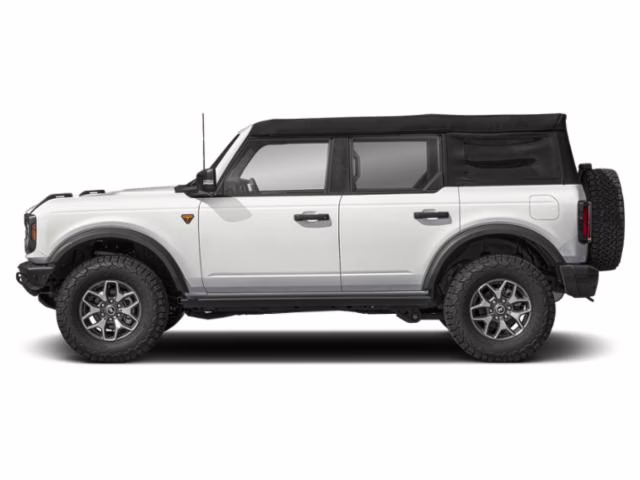 2026 Oxford White Ford Bronco Badlands 4X4 SUV