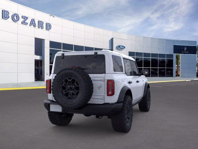 2026 Oxford White Ford Bronco Badlands 4X4 SUV