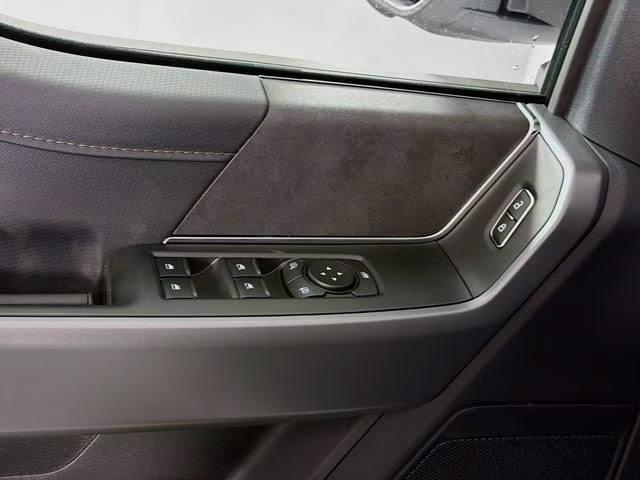 2026 Oxford White Ford F-150 XLT 4X4 Truck