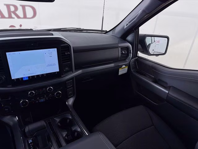 2026 Oxford White Ford F-150 XLT 4X4 Truck