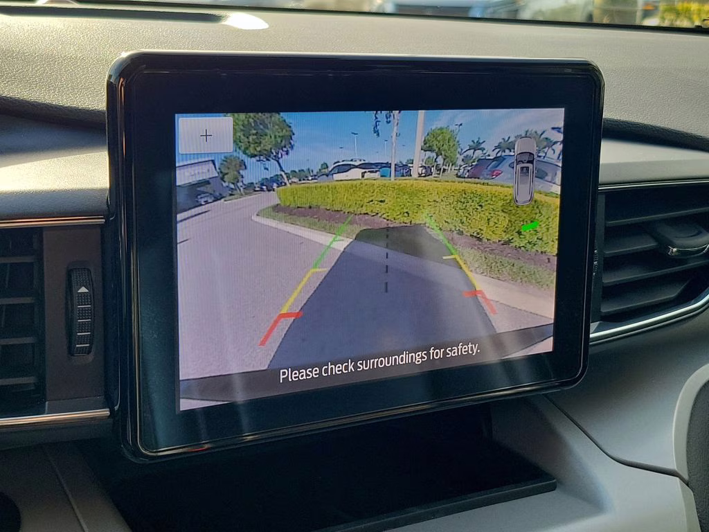 2023 Gray Metallic Ford Explorer XLT RWD SUV