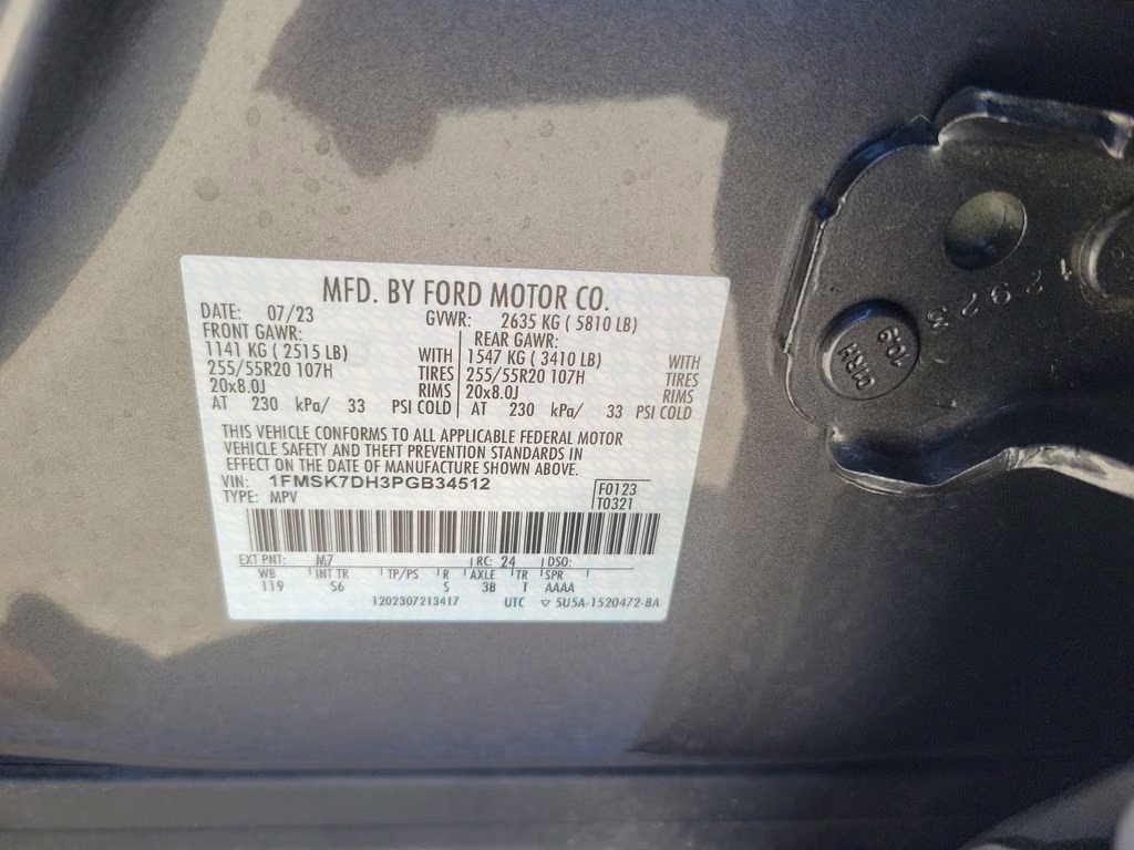 2023 Gray Metallic Ford Explorer XLT RWD SUV