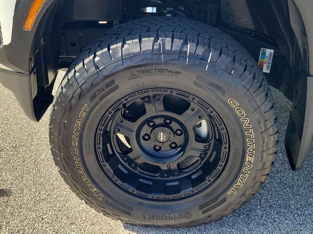 2025 Glacier White Nissan Frontier S 4X4 Truck