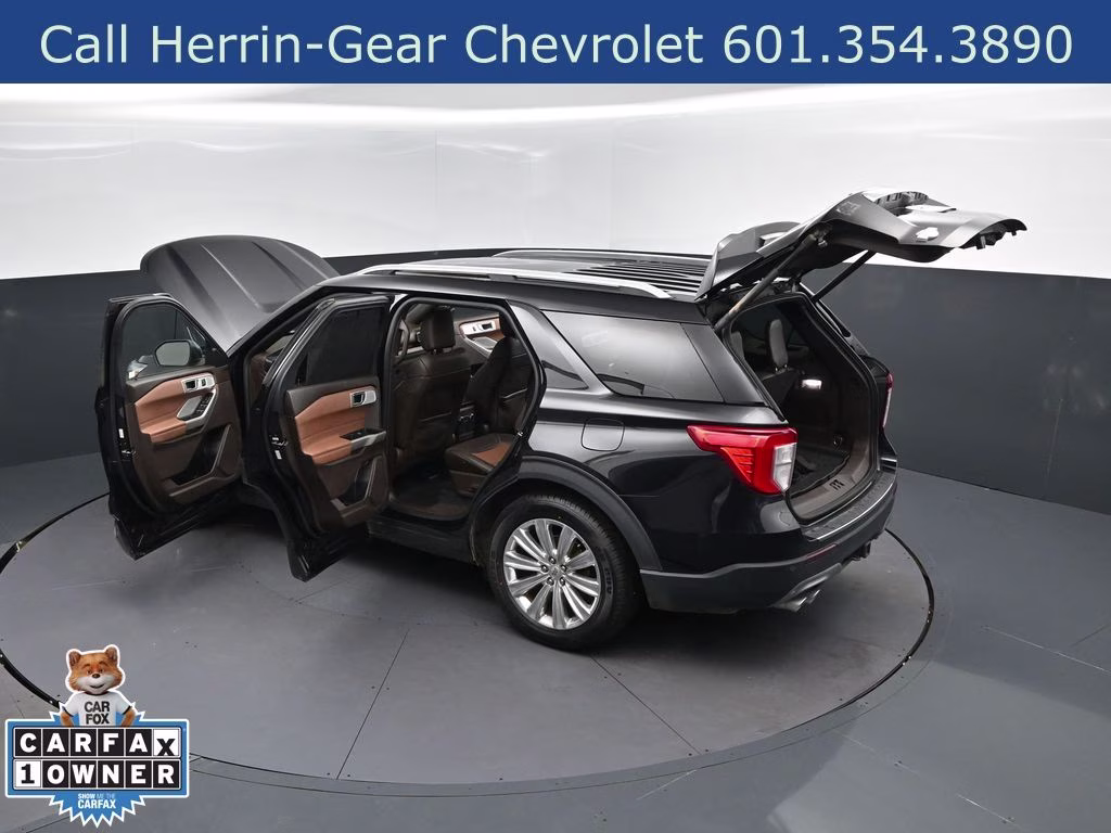 2023 Black Metallic Ford Explorer King Ranch RWD SUV