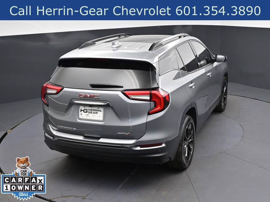 2023 Sterling Metallic GMC Terrain AT4 AWD SUV