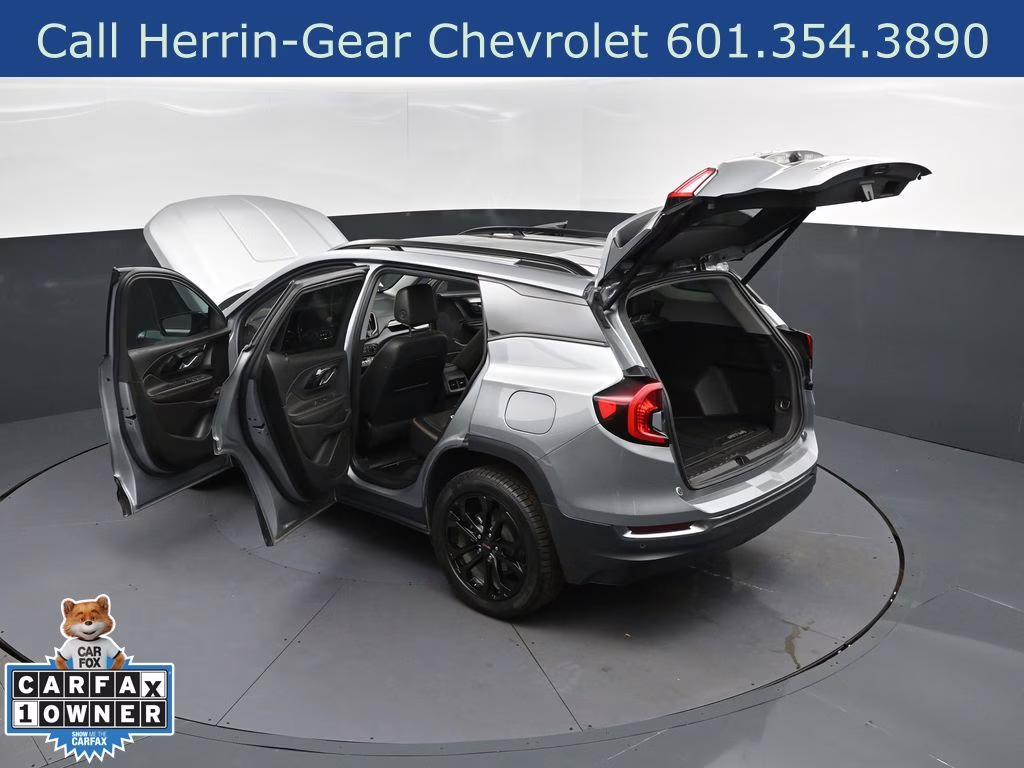 2023 Sterling Metallic GMC Terrain AT4 AWD SUV