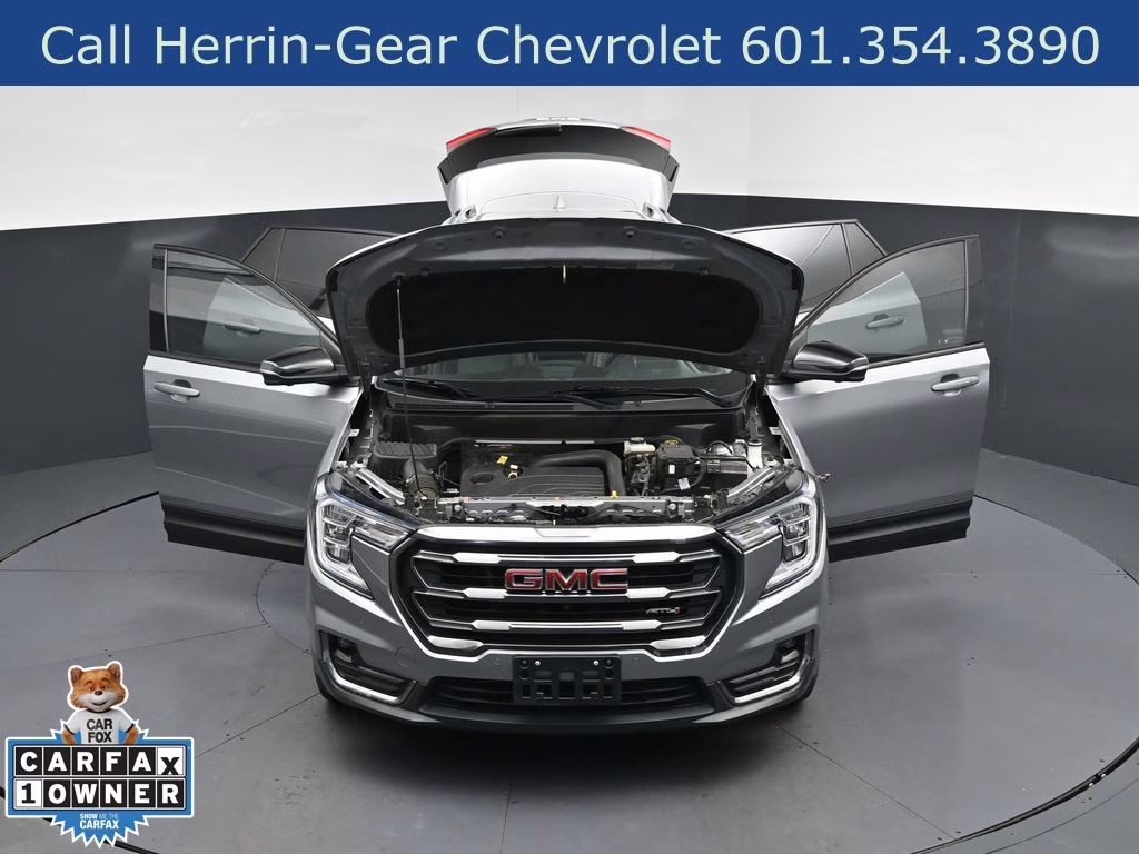 2023 Sterling Metallic GMC Terrain AT4 AWD SUV