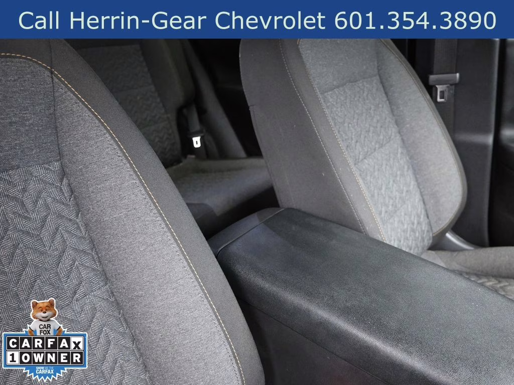 2024 Black Metallic Chevrolet Equinox LT FWD SUV