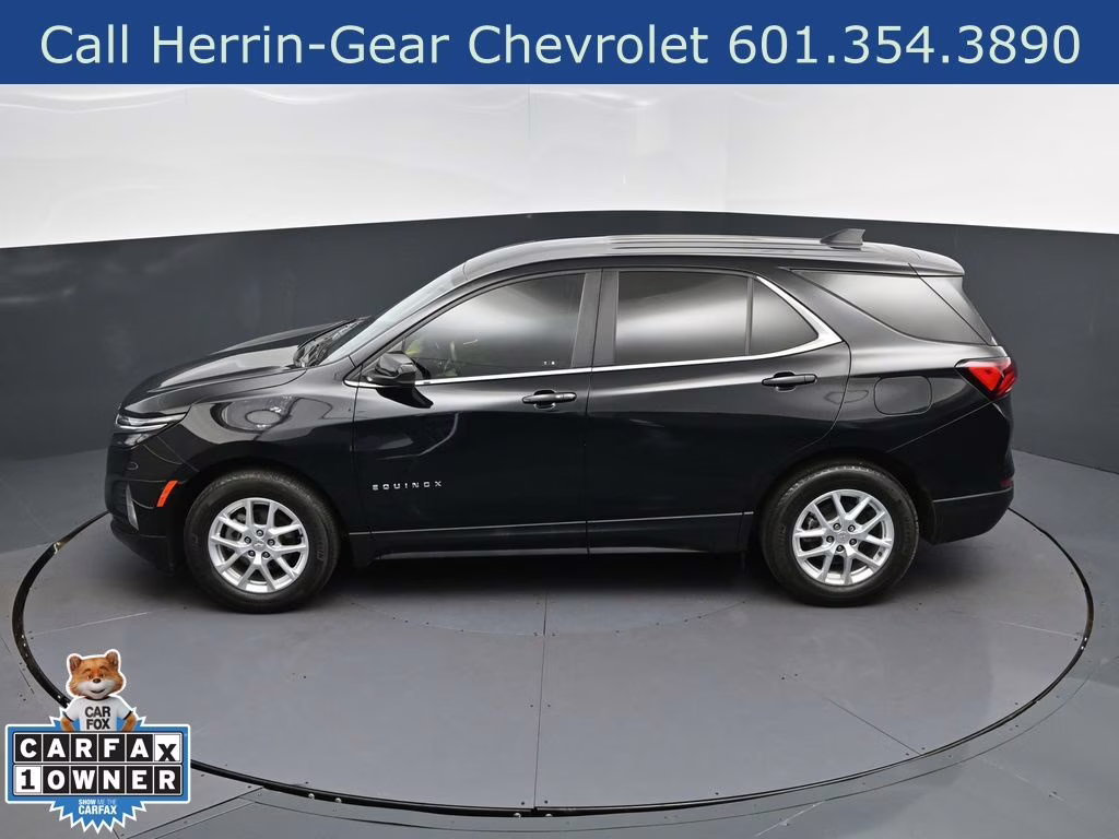 2024 Black Metallic Chevrolet Equinox LT FWD SUV