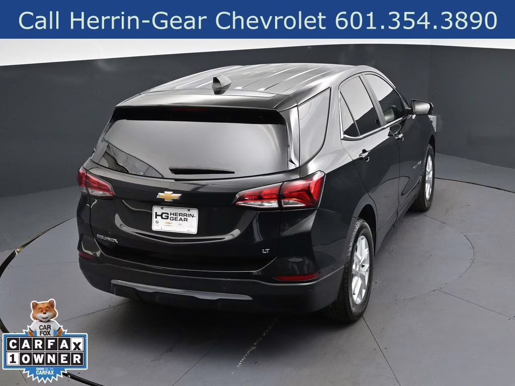 2024 Black Metallic Chevrolet Equinox LT FWD SUV