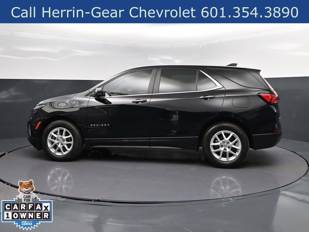 2024 Black Metallic Chevrolet Equinox LT FWD SUV