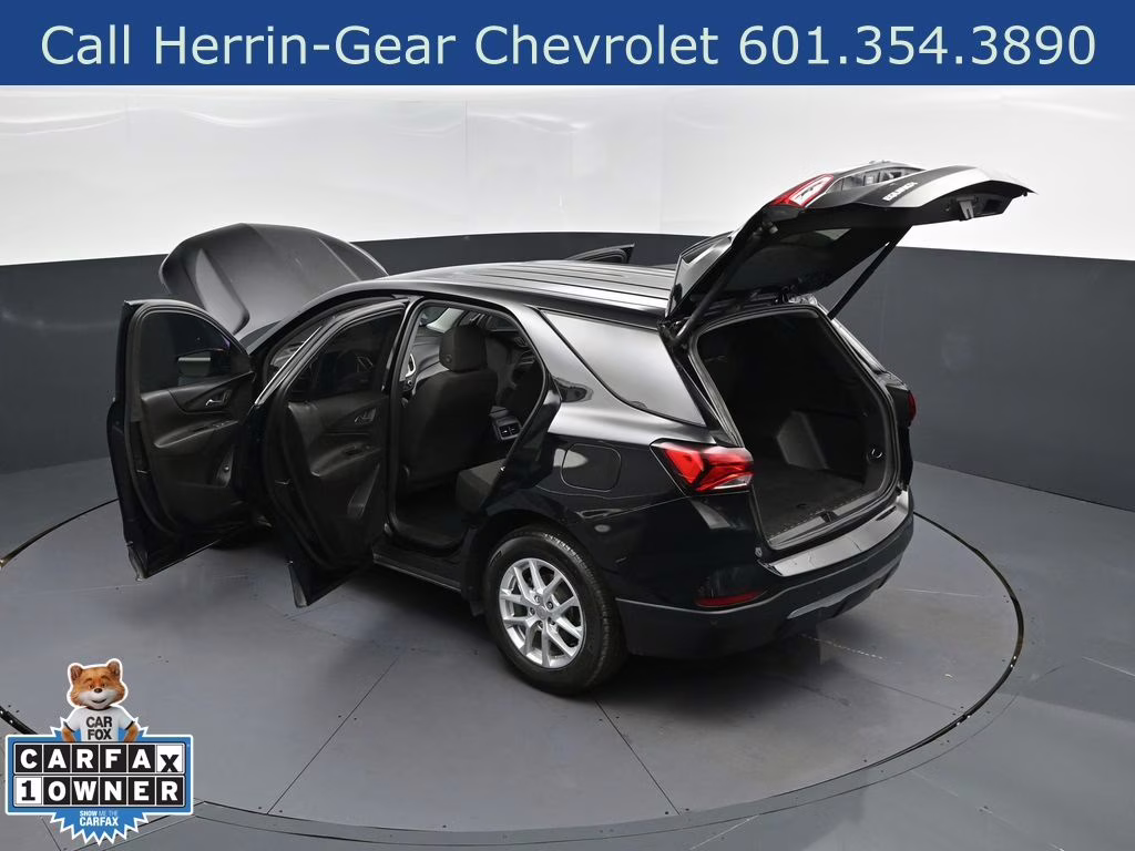 2024 Black Metallic Chevrolet Equinox LT FWD SUV