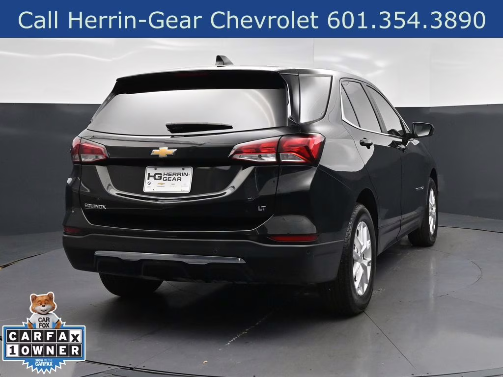 2024 Black Metallic Chevrolet Equinox LT FWD SUV