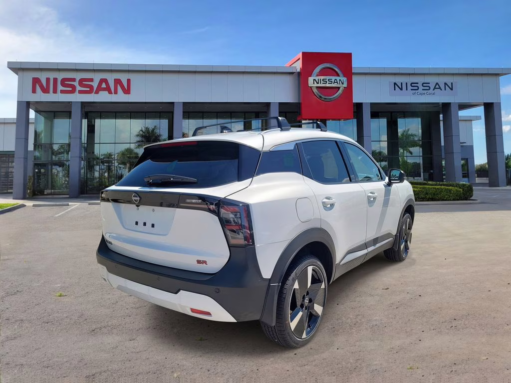 2026 Aspen White Tricoat Nissan Kicks SR FWD SUV