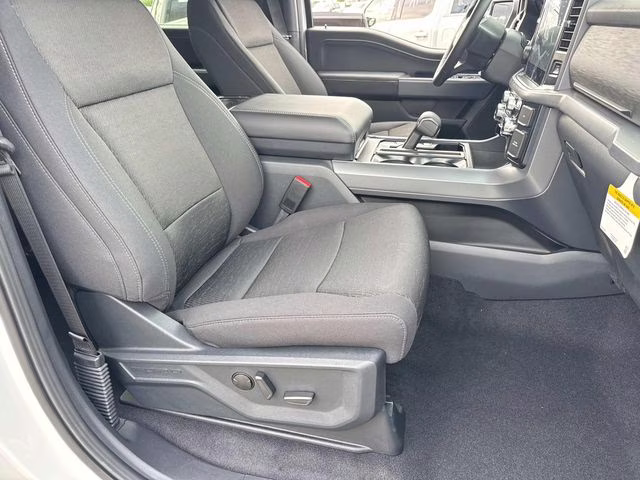 2026 Oxford White Ford F-150 XLT RWD Truck