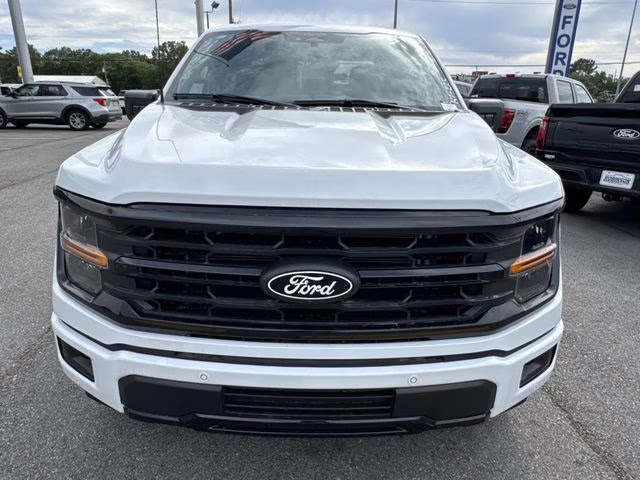 2026 Oxford White Ford F-150 XLT RWD Truck