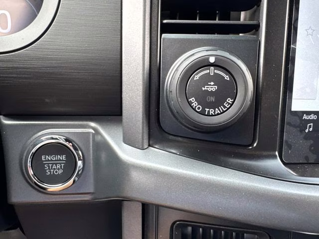 2026 Oxford White Ford F-150 XLT RWD Truck