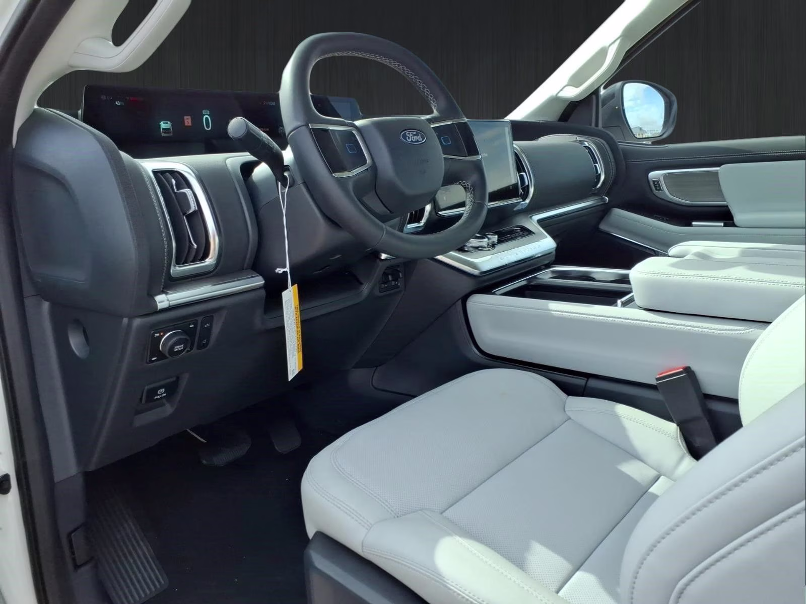 2026 White Ford Expedition Max Platinum 4X4 SUV