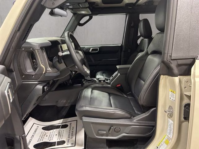 2026 Desert Sand Ford Bronco Badlands 4X4 SUV