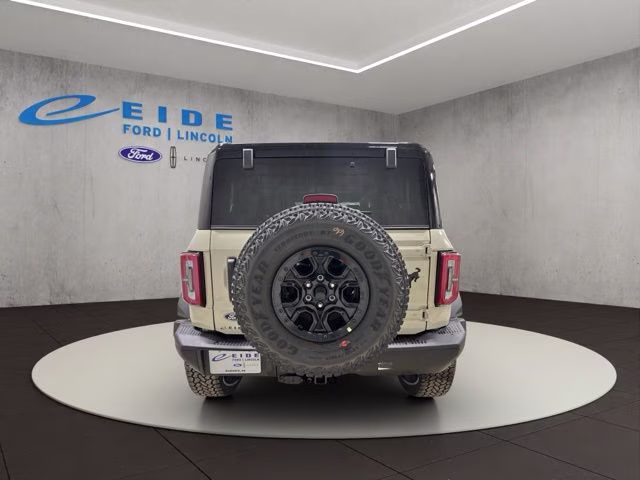 2026 Desert Sand Ford Bronco Badlands 4X4 SUV