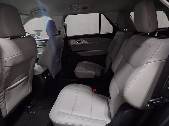 2026 Agate Black Metallic Ford Explorer Active 4X4 SUV