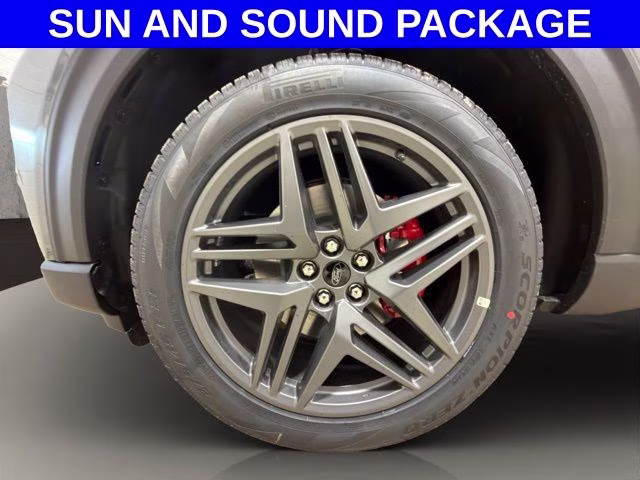 2026 Carbonized Gray Metallic Ford Explorer ST 4X4 SUV
