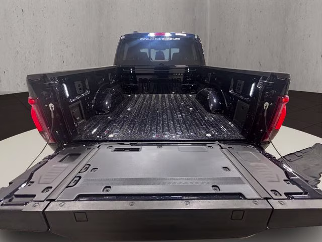 2026 Carbonized Gray Metallic Ford F-150 Lariat Black Appearance 4X4 Truck