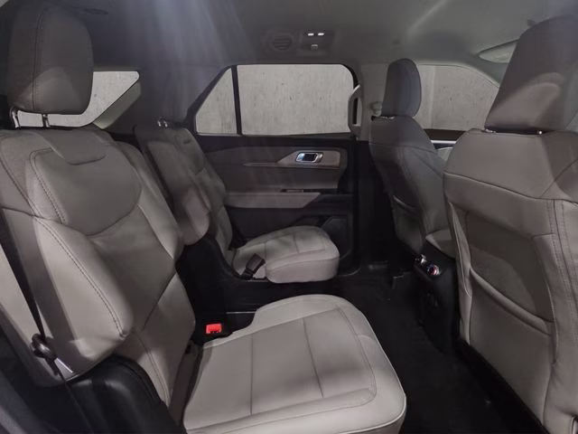2026 Agate Black Metallic Ford Explorer Active 4X4 SUV