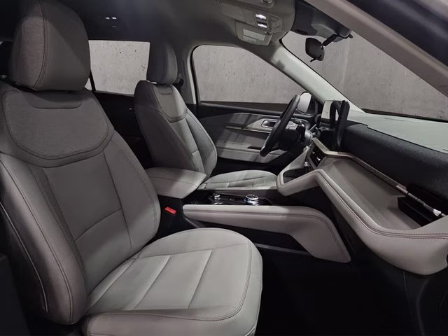 2026 Agate Black Metallic Ford Explorer Active 4X4 SUV