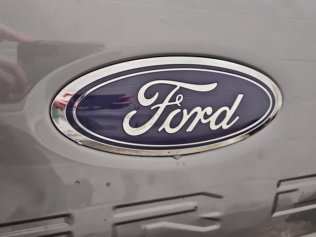 2026 Carbonized Gray Metallic Ford Super Duty F-250 SRW XLT 4X4 Truck