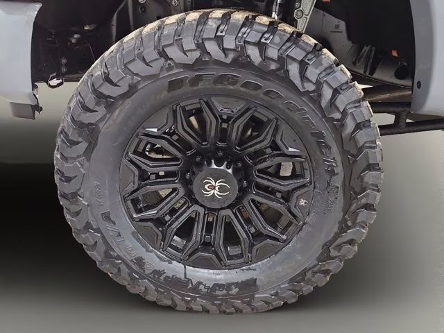 2026 Glacier Gray Metallic Tri-Coat Ford Super Duty F-250 SRW Lariat BLACK WIDOW 4X4 Truck