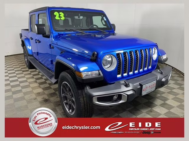 2023 Hydro Blue Pearlcoat Jeep Gladiator Overland 4X4 Truck