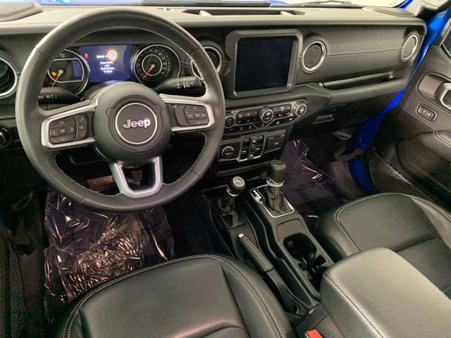 2023 Hydro Blue Pearlcoat Jeep Gladiator Overland 4X4 Truck