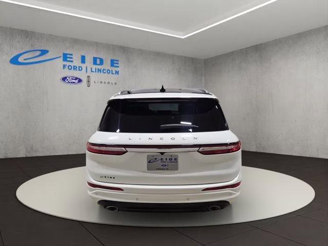 2023 Pristine White Metallic Tri-Coat Lincoln Corsair Plug-In Hybrid Grand Touring AWD SUV