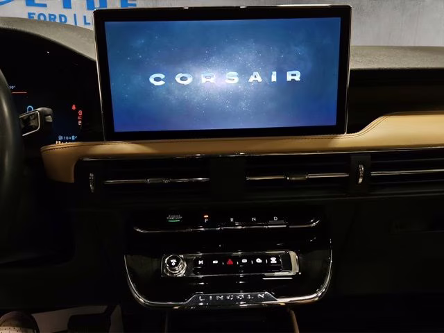 2023 Pristine White Metallic Tri-Coat Lincoln Corsair Plug-In Hybrid Grand Touring AWD SUV