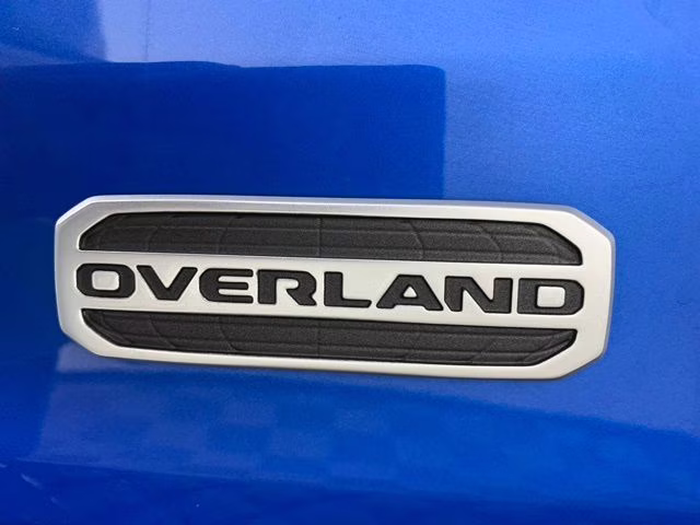 2023 Hydro Blue Pearlcoat Jeep Gladiator Overland 4X4 Truck