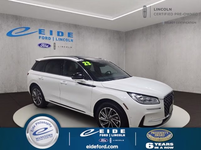 2023 Pristine White Metallic Tri-Coat Lincoln Corsair Plug-In Hybrid Grand Touring AWD SUV